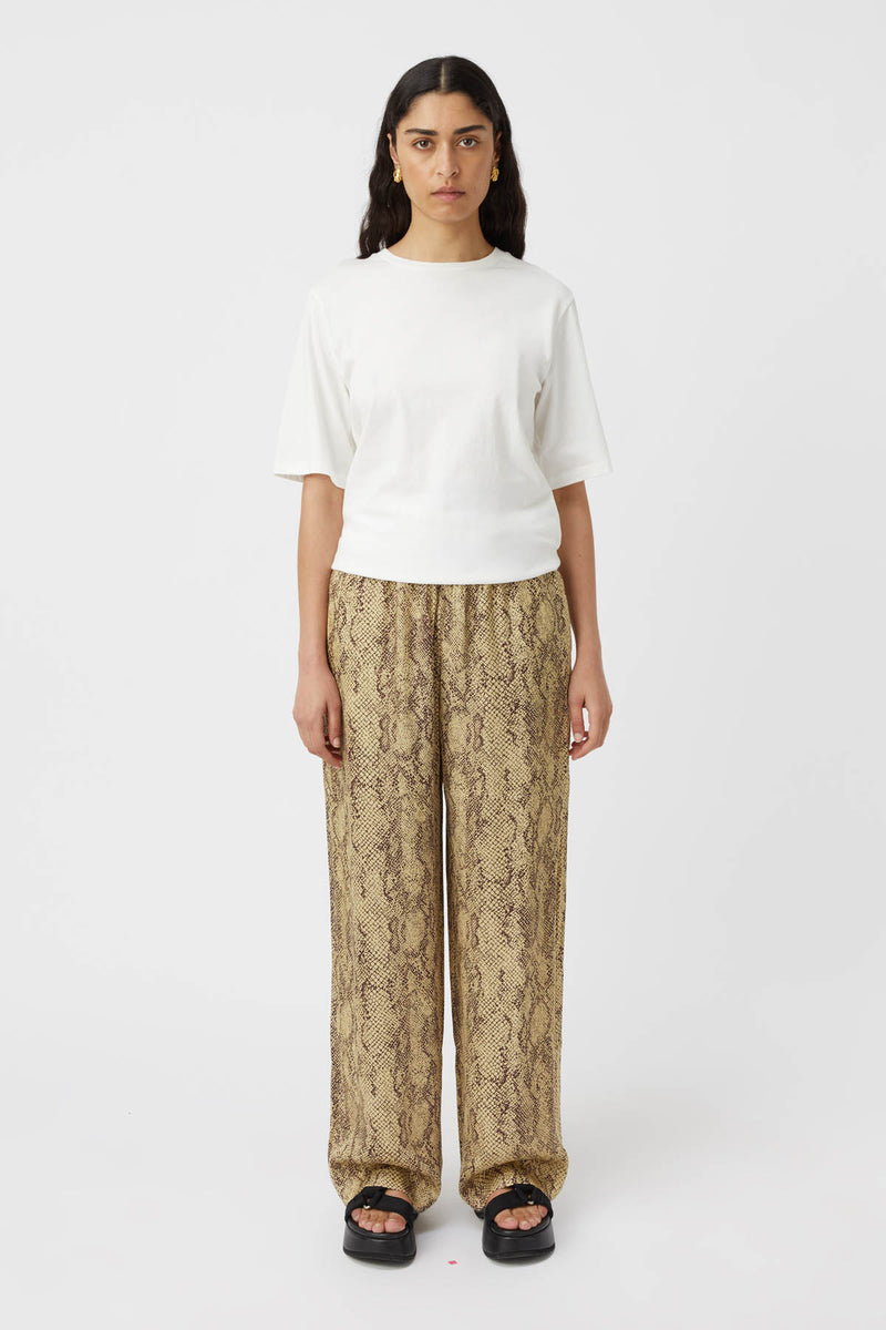 Blair Cross Over Tee in Soft White CAMILLA AND MARC® C&M