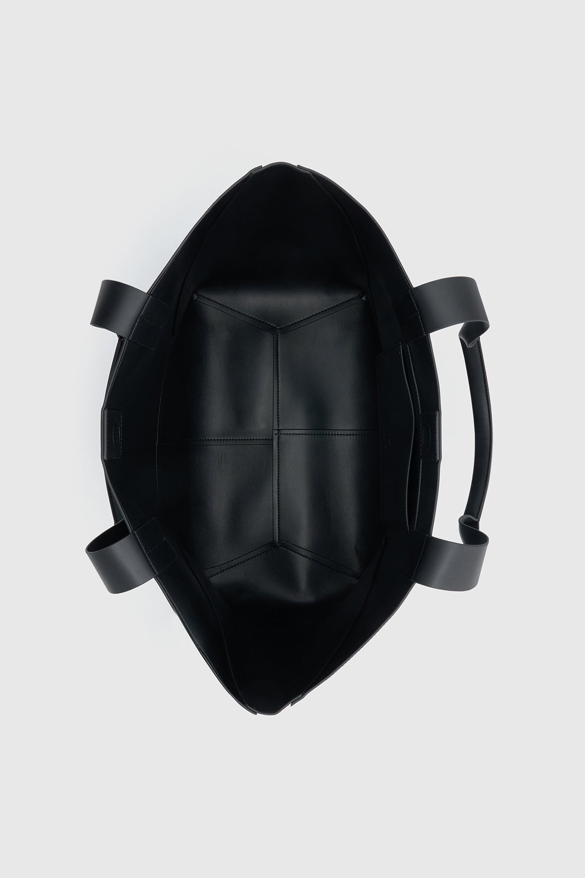 Ezra Tote
