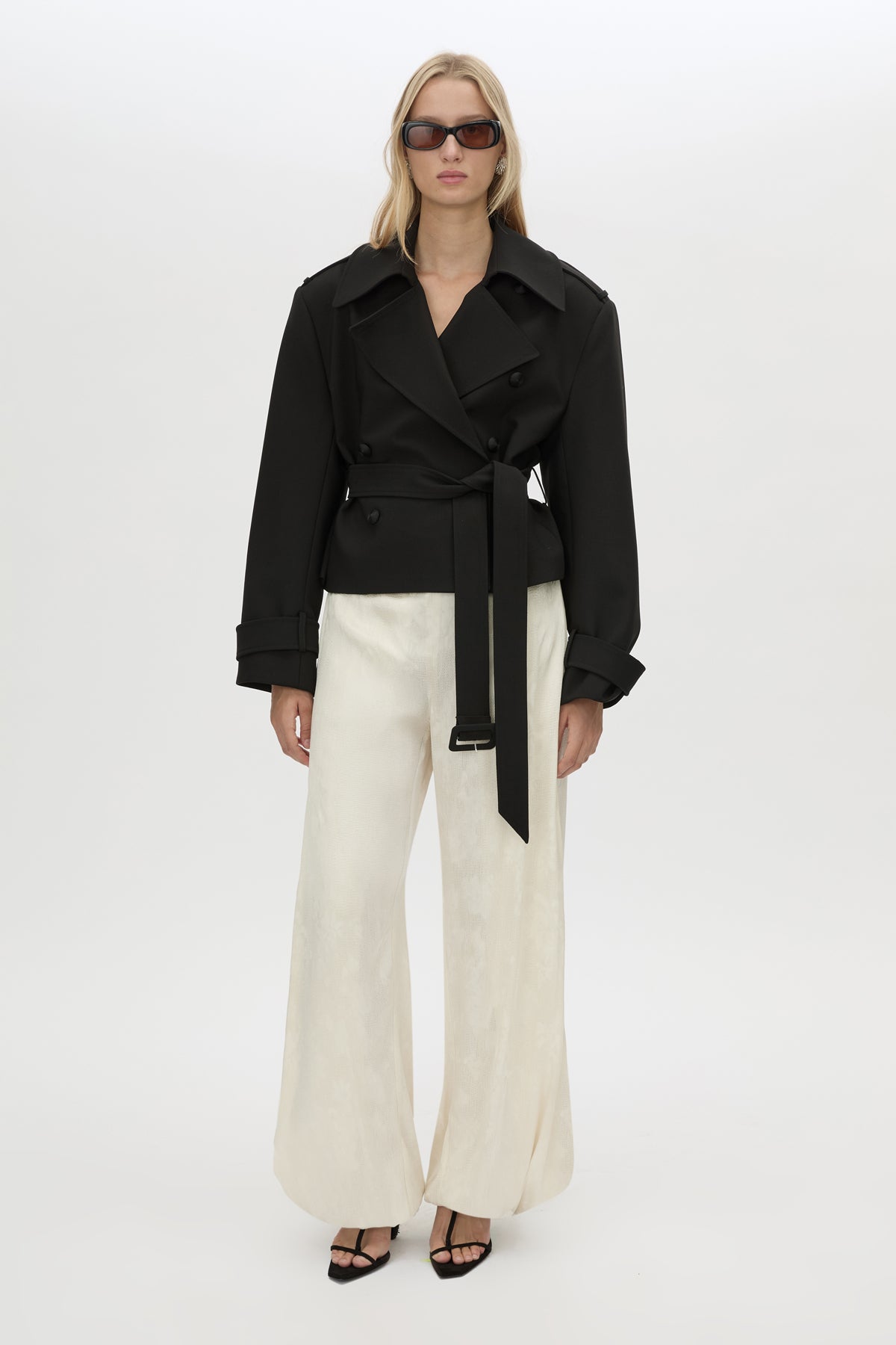 Avis Pant - COMING SOON