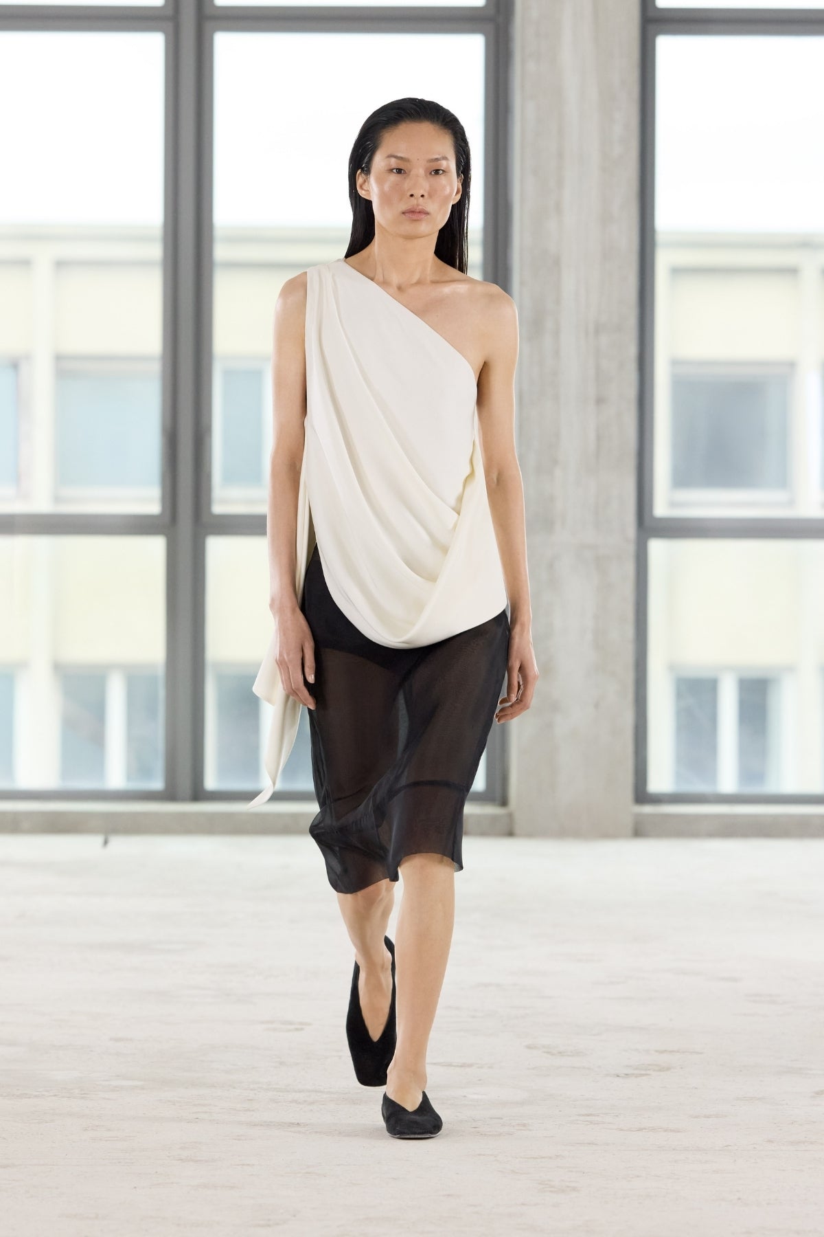Runway view CAMILLA AND MARC Noe Skirt in Black styled with the Eon  Top.