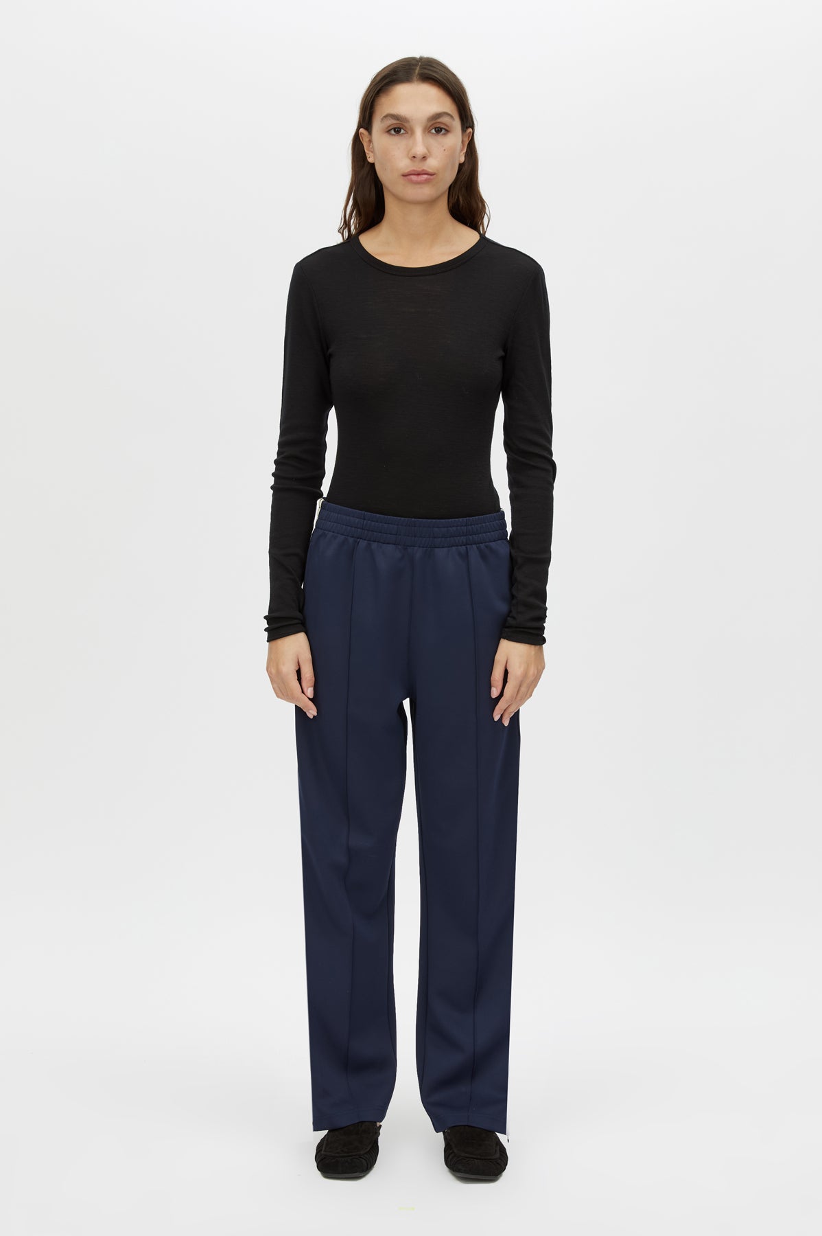 Front view CAMILLA AND MARC Barre Long Sleeve Top in Black with slim silhouette.