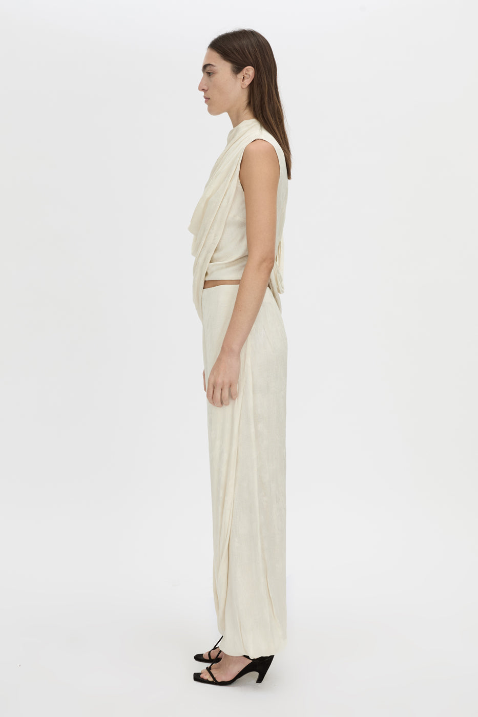 Side view CAMILLA AND MARC Avis Pant in cream with wide-leg balloon design.