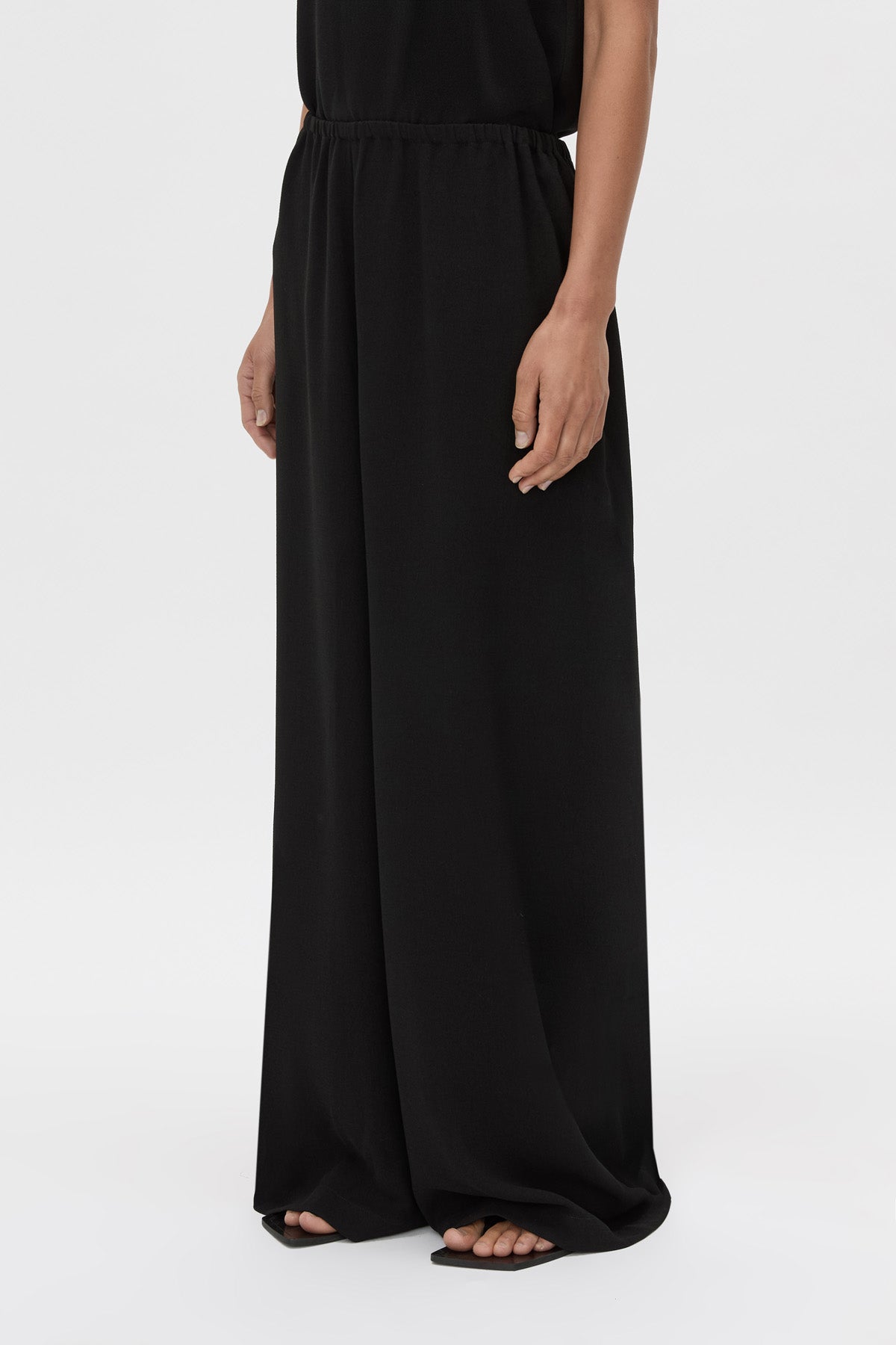 Dana Pant
