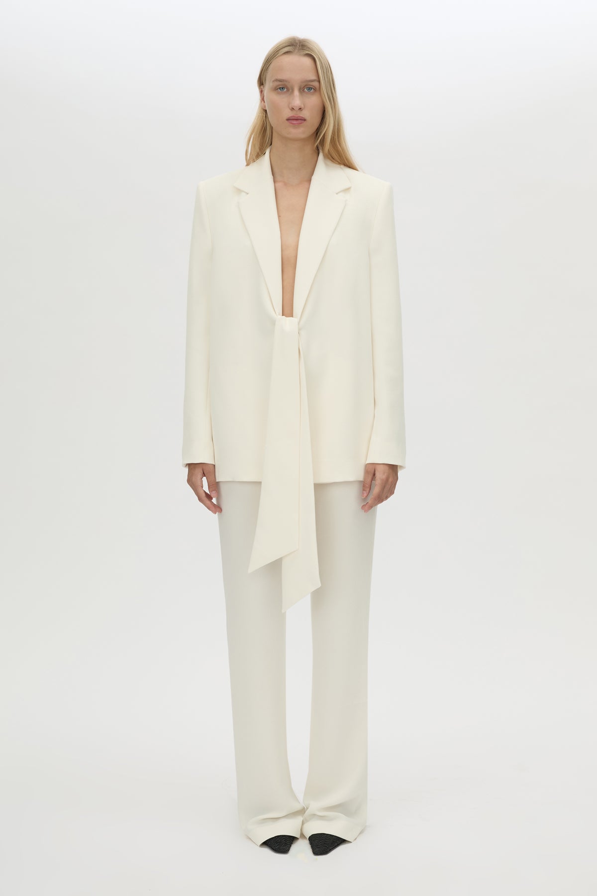 Front view CAMILLA AND MARC Darien Blazer in cream.