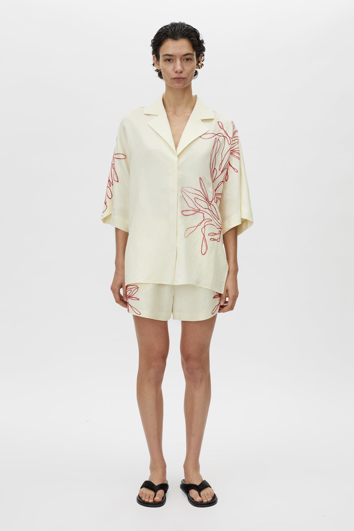 Eviva Short