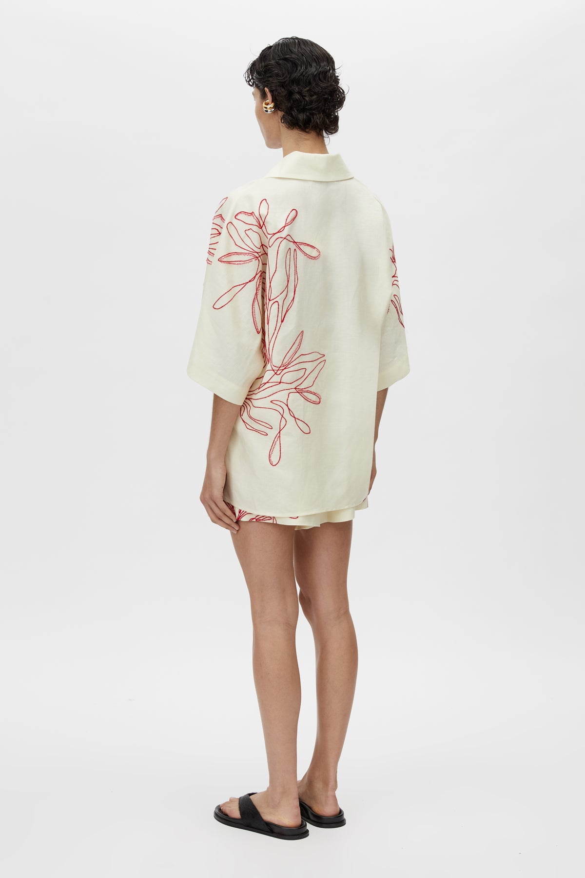 Eviva Short