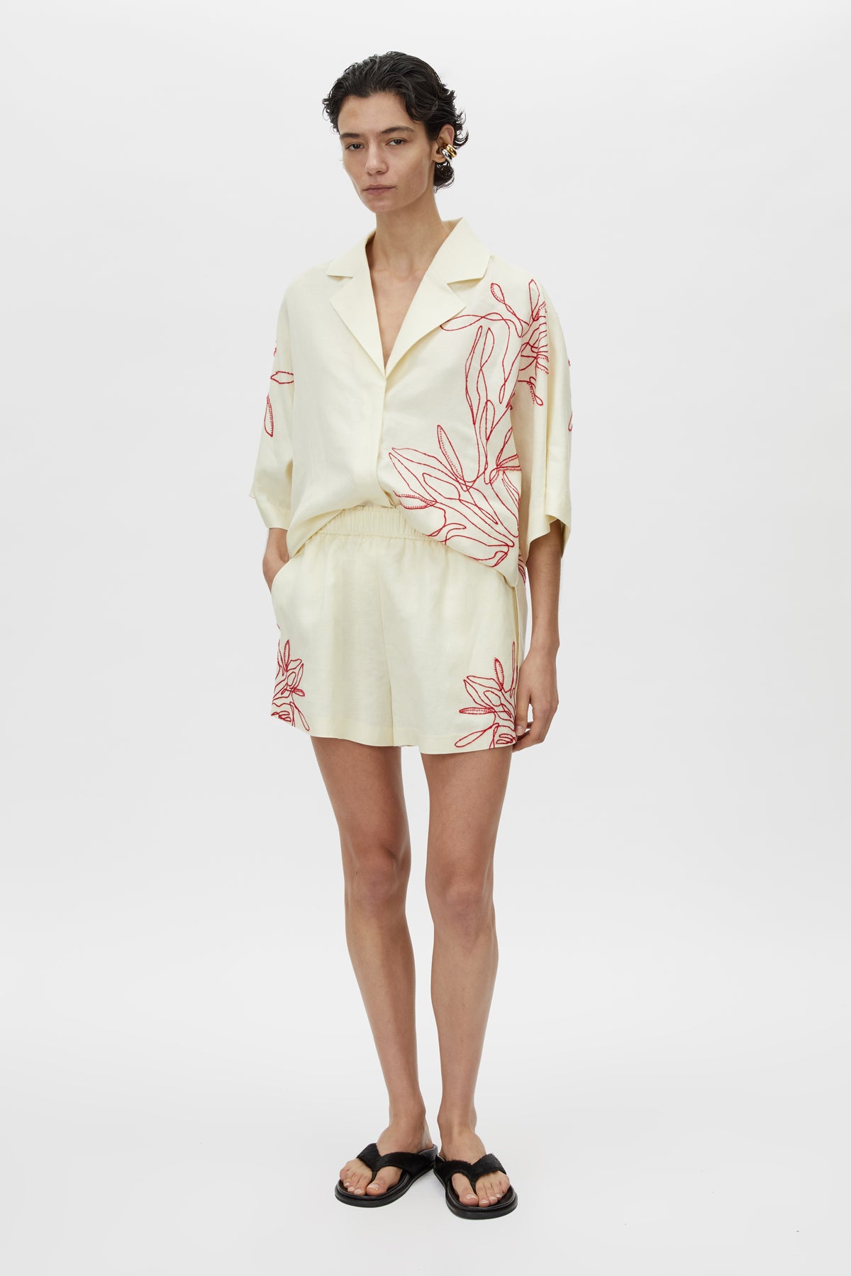 Eviva Short