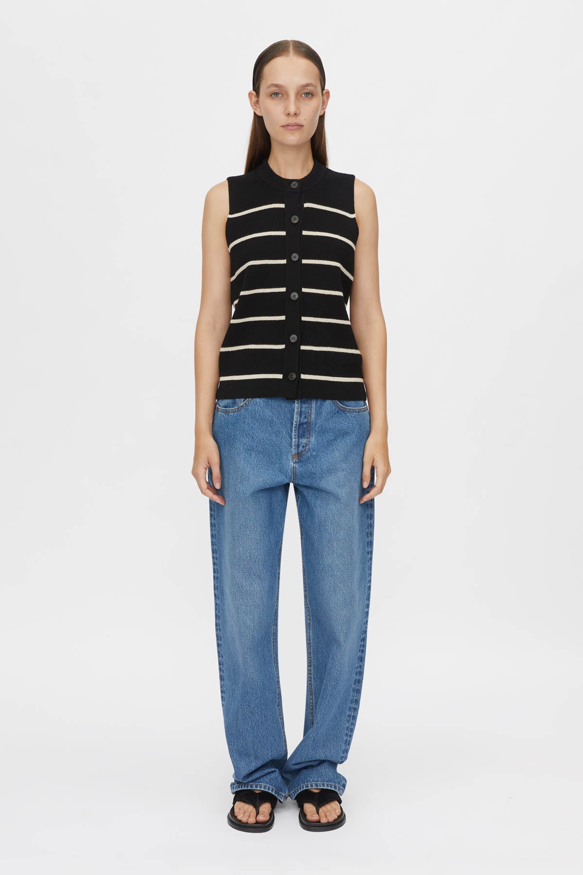 Gale Button Up Sleeveless Cardigan