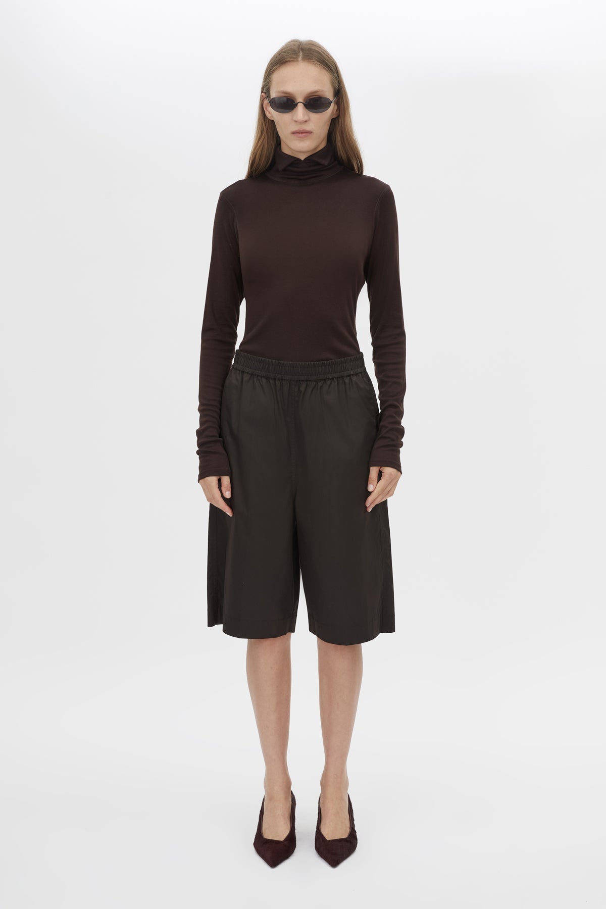 Java Short - CAMILLA AND MARC Java elasticated cotton short in espresso brown