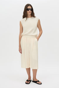 Kenya Bermuda Short - CAMILLA AND MARC Kenya relaxed Bermuda short in white with a gathered elasticated waistband and perm