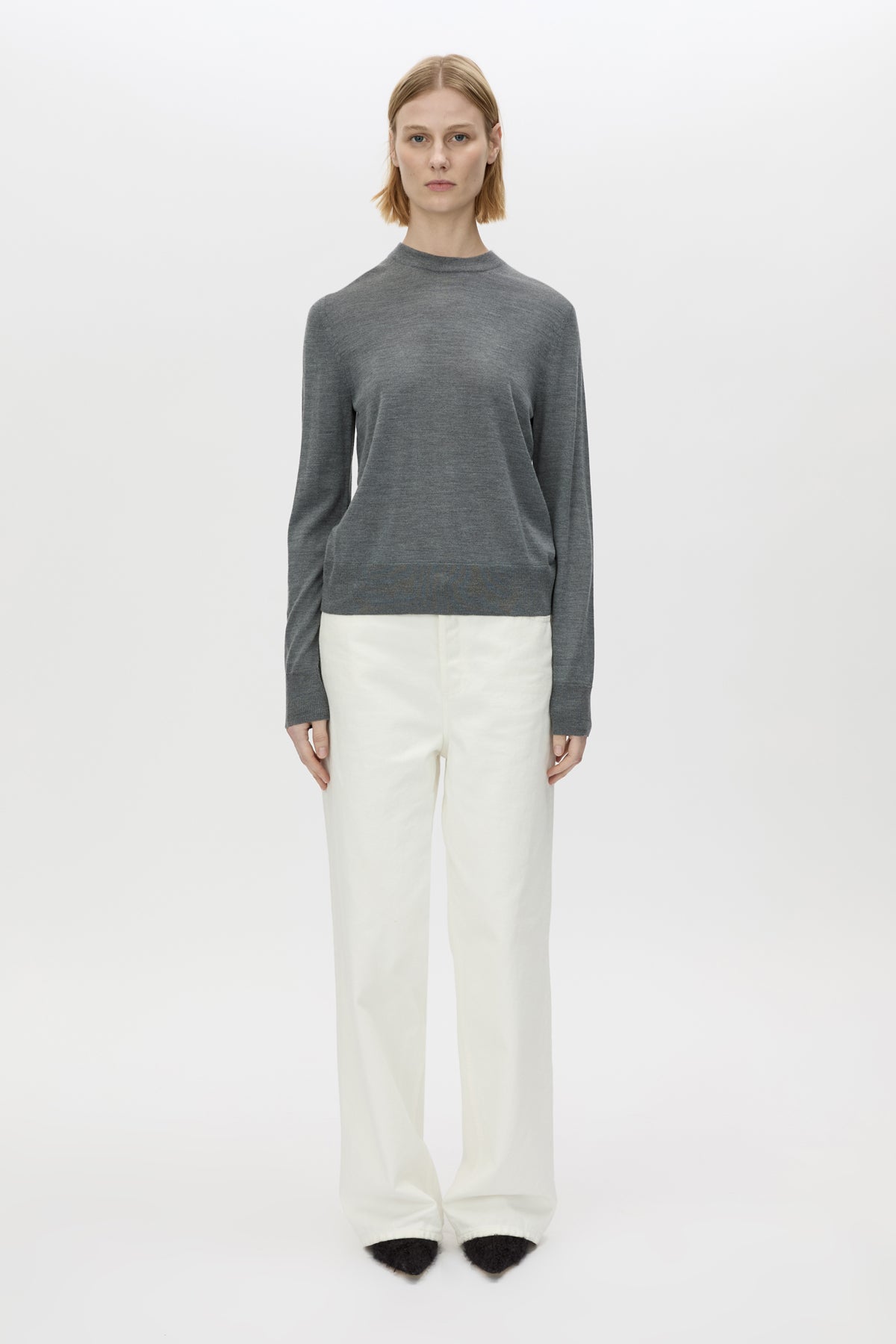 Leona Classic Crew Neck Sweater - CAMILLA AND MARC Leona classic crew neck grey sweater in a wool and silk blend