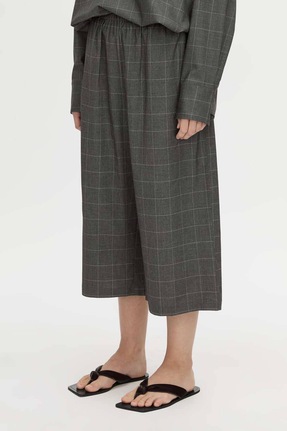 Cropped view CAMILLA AND MARC Lourdes check soft culotte in grey.
