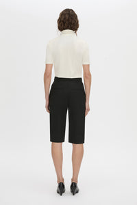 Back view CAMILLA AND MARC Mackinley stretch suit high-waisted capri pants.