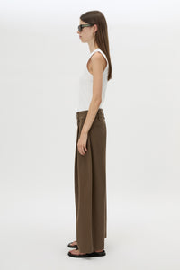 Side view CAMILLA AND MARC Magnolia Drill Pant in Elm Green, crafted from 100% cotton.