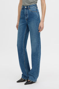 Cropped view CAMILLA AND MARC Manuela denim jean in dark classic blue.