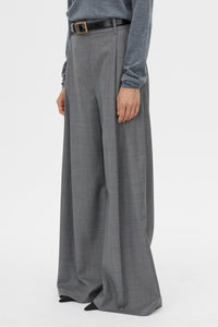 Cropped view CAMILLA AND MARC Meyer Wide Leg Pant in Charcoal Grey with front pleats.