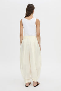 Back view CAMILLA AND MARC Rhia Balloon Leg Pant in ivory with an encased gathered elastic waistband.