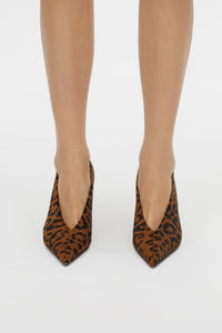 Front view CAMILLA AND MARC Rhys Leopard Pump in Italian cow leather with pointed toe silhouette.