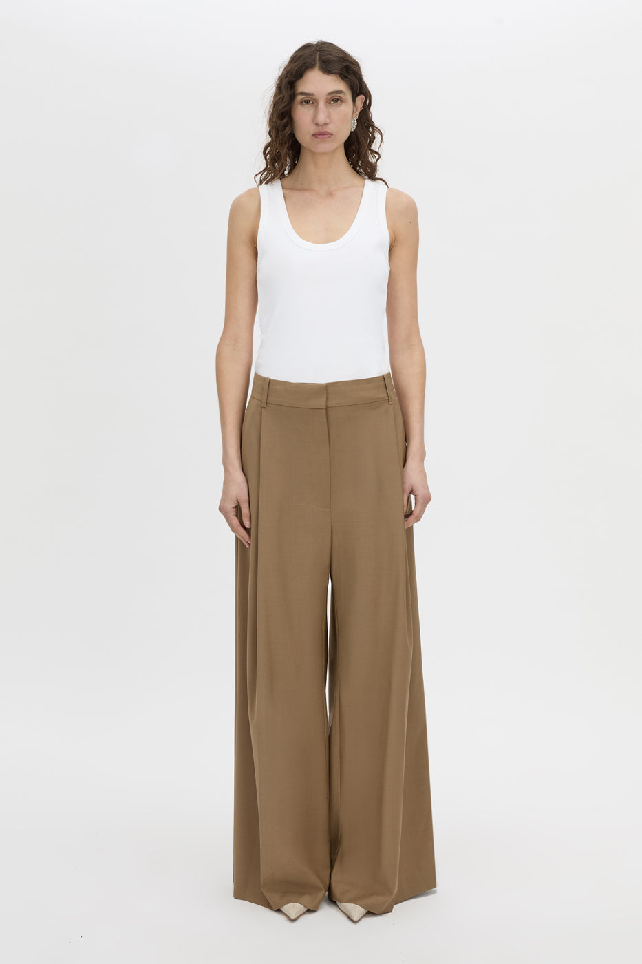 Front view CAMILLA AND MARC wide-leg Rumi Suit Pant in camel with front pleats and permanent pressed legs.