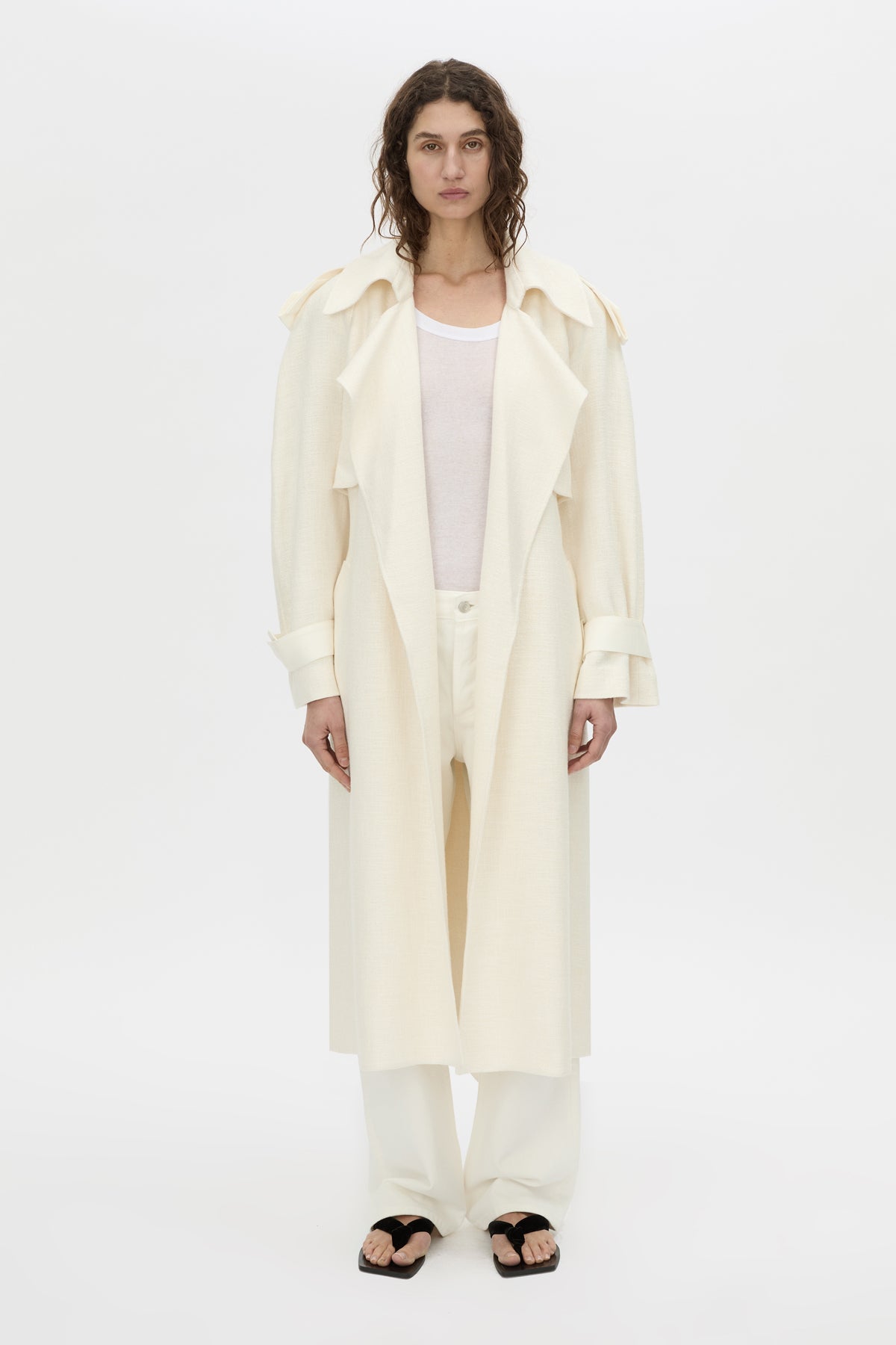Front view CAMILLA AND MARC Rune Denim Jean in Salt White.