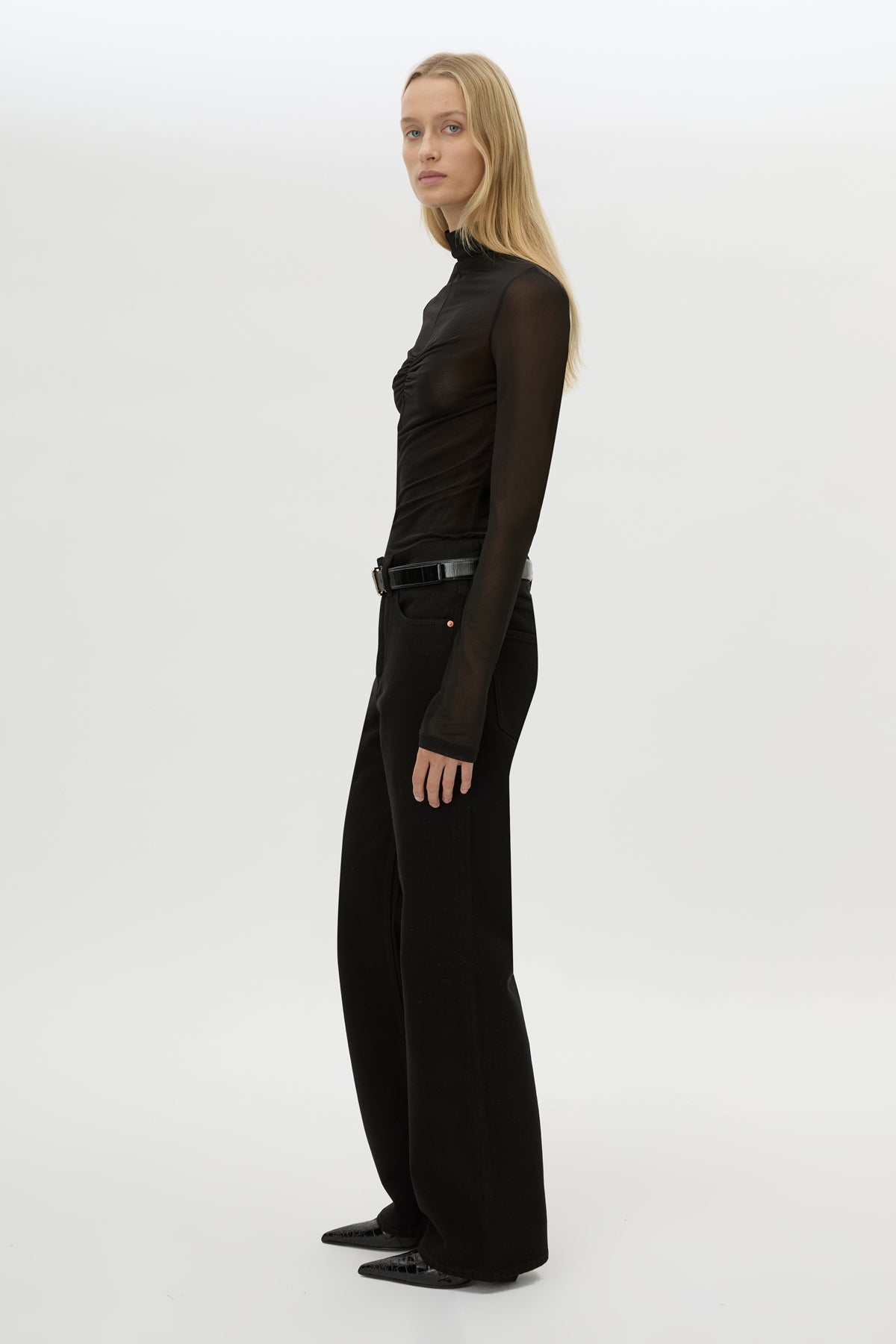 Side view CAMILLA AND MARC Rune Denim Jean in Black with a mid‑rise straight‑leg fit.