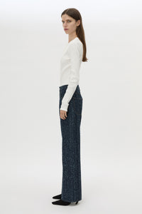 Side view CAMILLA AND MARC Rune Denim Jean in Indigo Neps with 100% textured cotton denim fabrication.