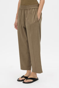 Cropped view CAMILLA AND MARC Sander Pant in Sable Marle with soft suiting finish and mid‑rise fisherman silhouette.