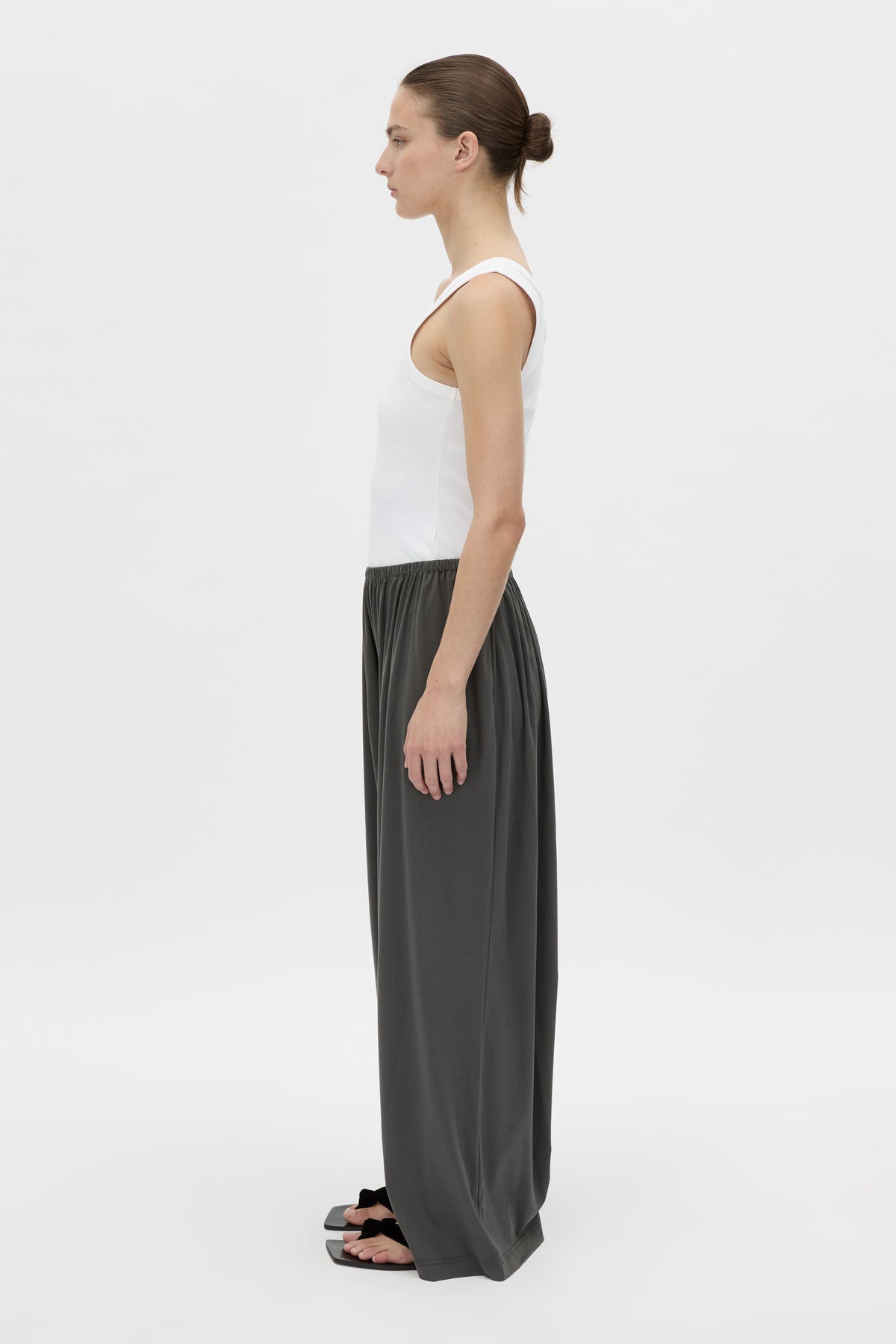 Side view CAMILLA AND MARC Senae Lightweight Lounge Pant in charcoal grey.