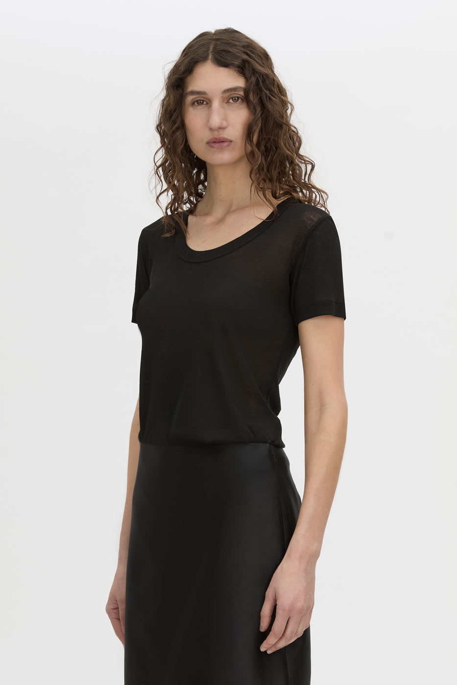 Cropped view CAMILLA AND MARC Siona Light Weight Fitted Tee in black with scoop neckline.