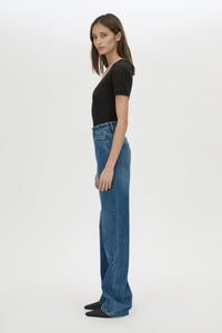Siona Light Weight Fitted Tee