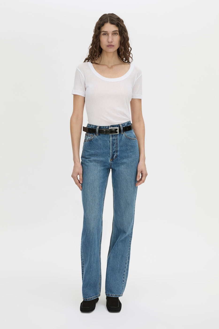 Front-styled view CAMILLA AND MARC Siona Light Weight Fitted Tee in soft white with scoop neckline.