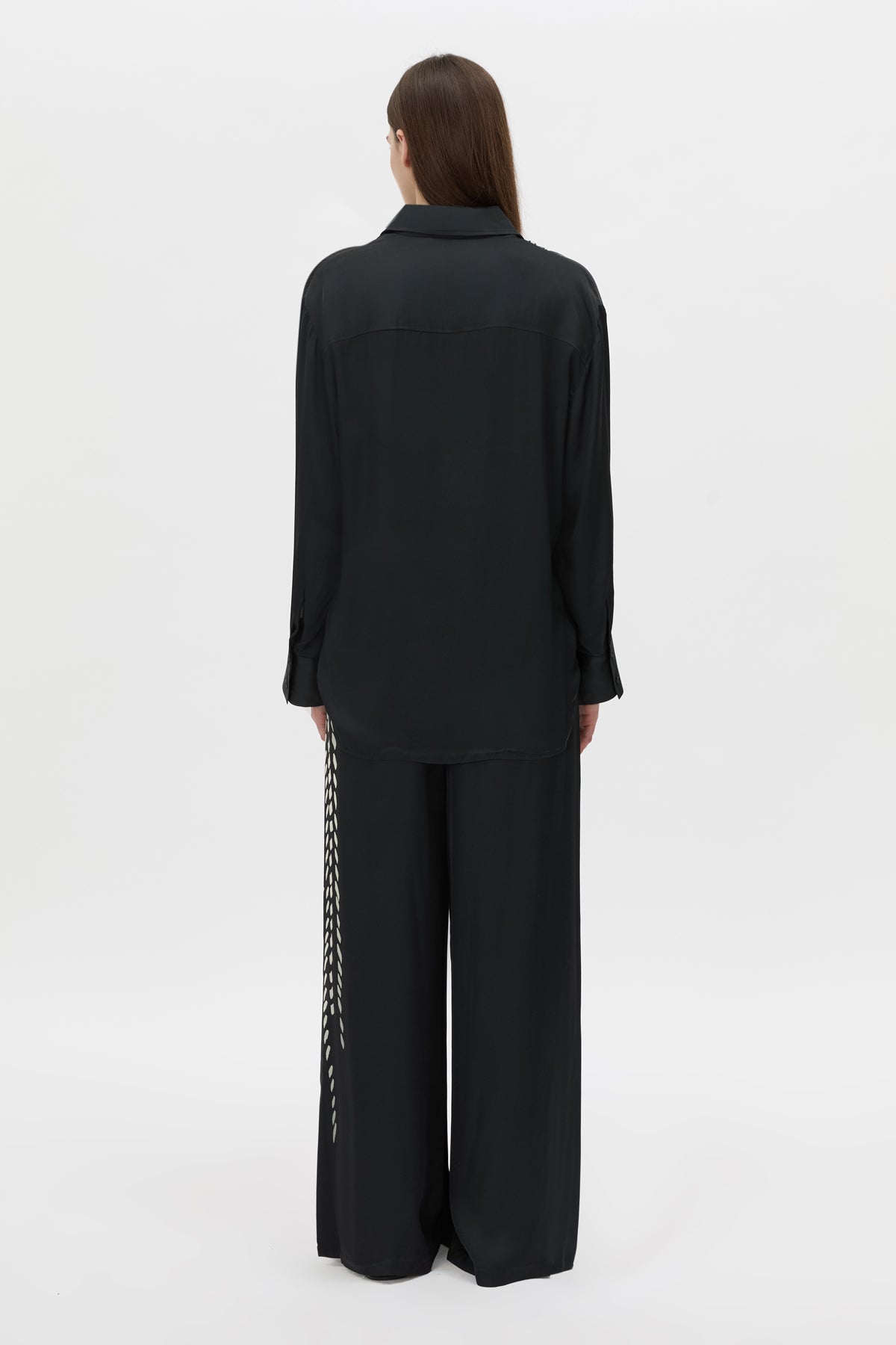 Back view CAMILLA AND MARC Suri Long Sleeve Shirt in black suri print.