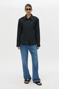 Front View - CAMILLA AND MARC Tarn Fitted Long Sleeve Shirt in black with removable shoulder pads. 