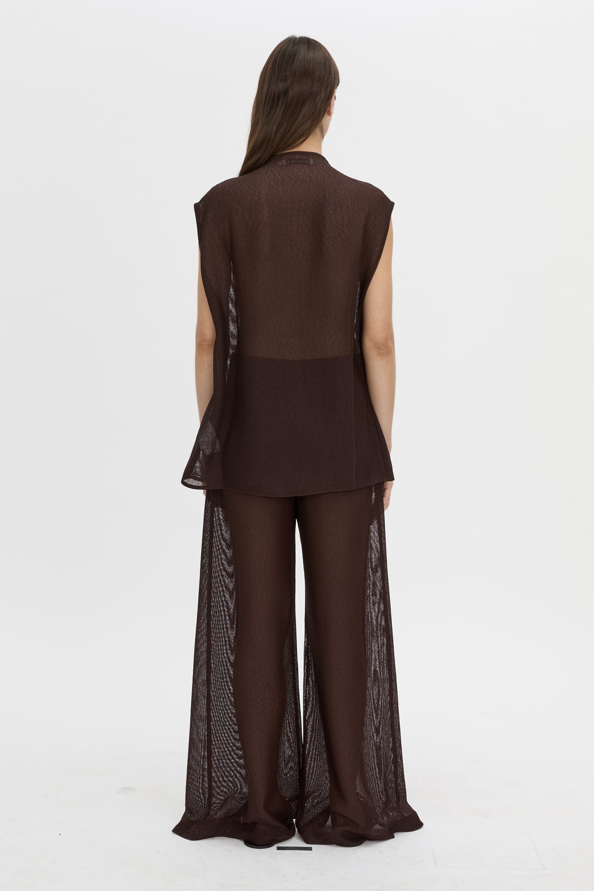 Back view CAMILLA AND MARC Tessara Relaxed Top in chocolate with cinched V‑neckline.