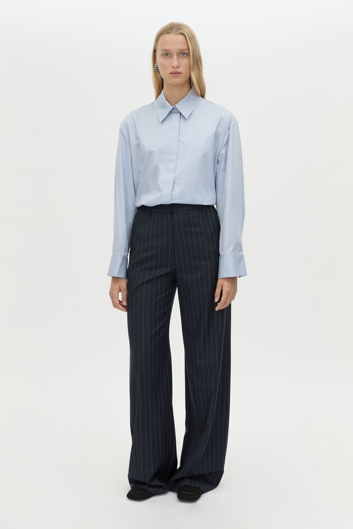 Front view CAMILLA AND MARC Tyler Long Sleeve Shirt in Sky Blue with relaxed fit.