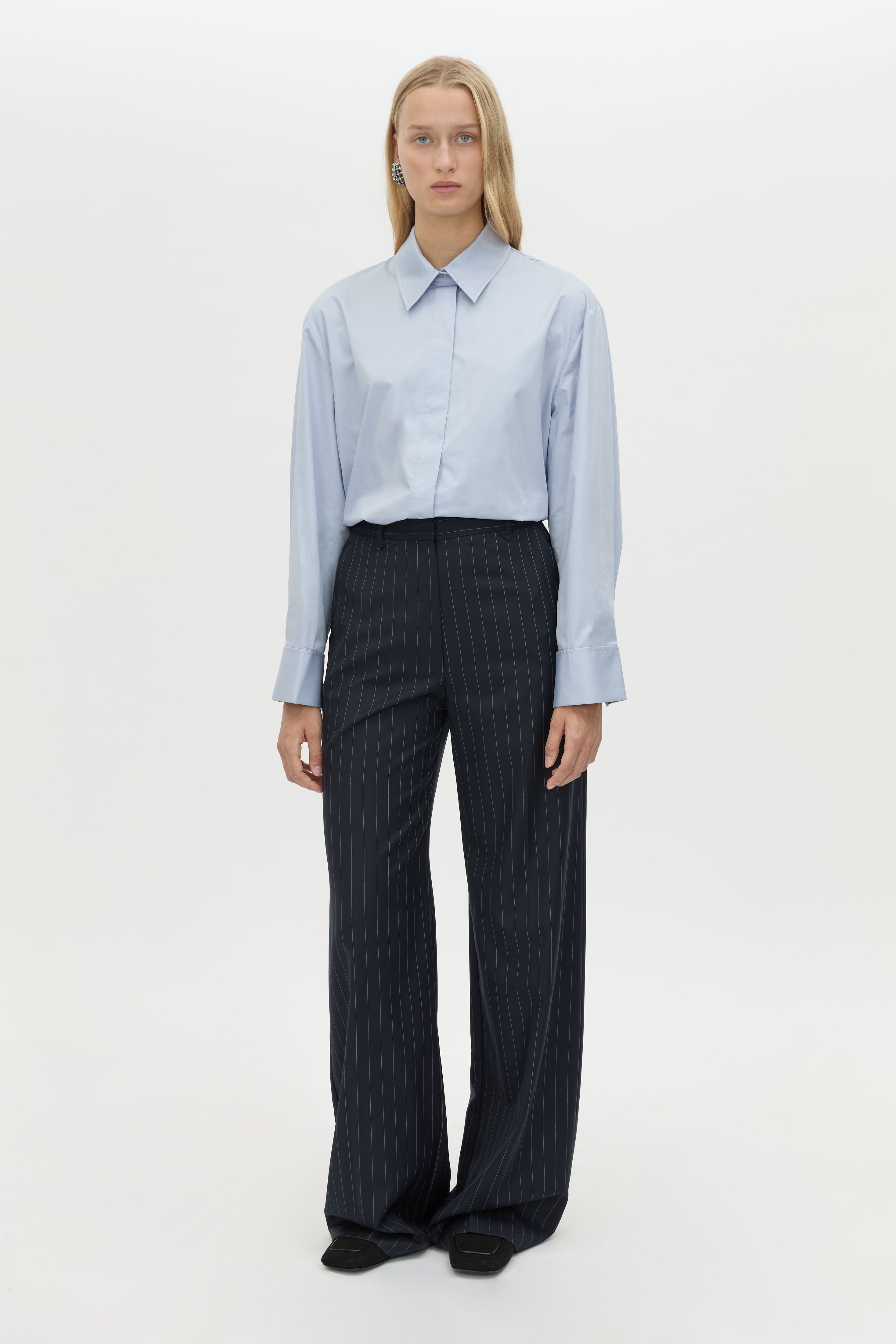 Front view CAMILLA AND MARC Tyler Long Sleeve Shirt in Sky Blue with relaxed fit.