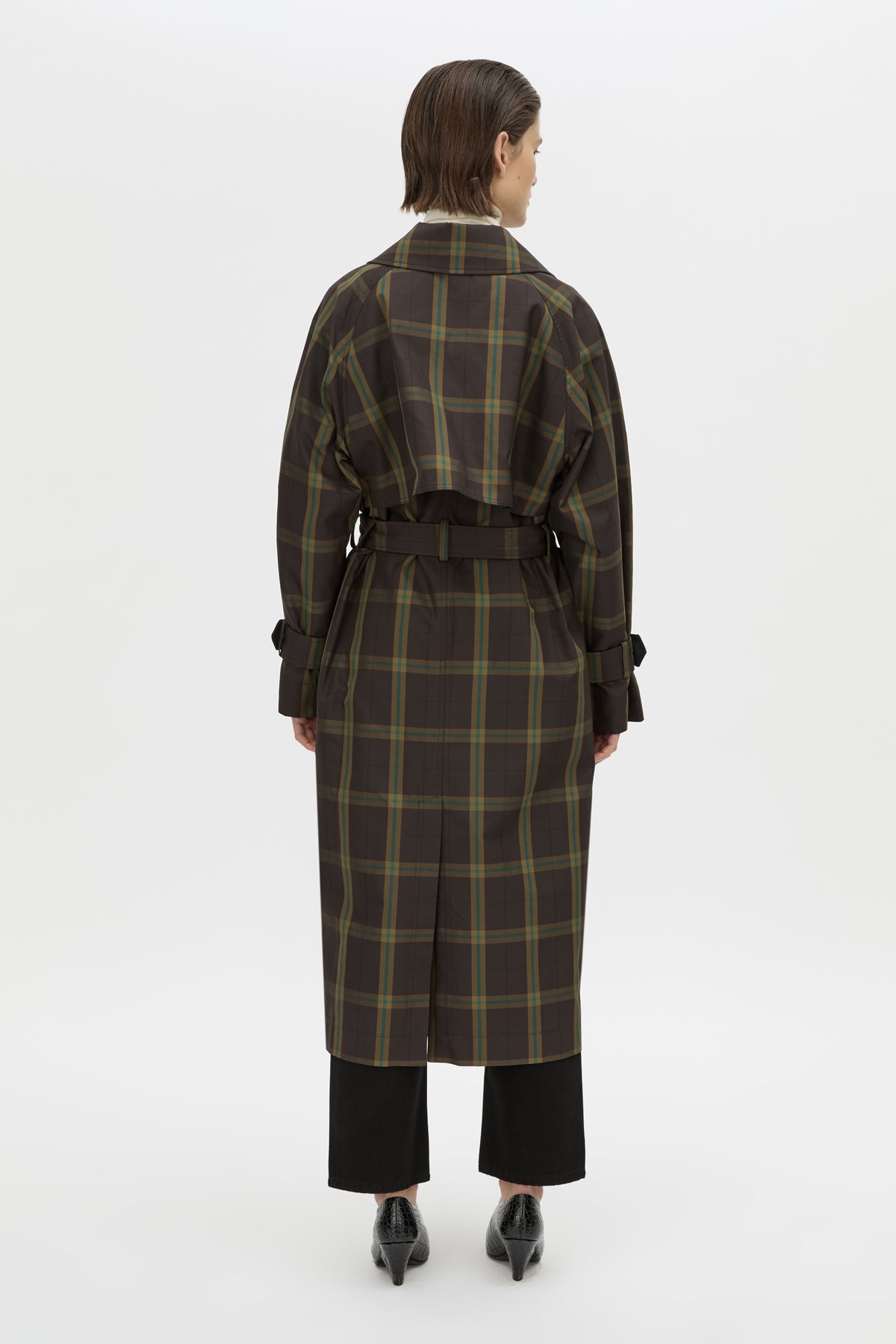 Back view CAMILLA AND MARC Winton Check Trench Coat in espresso check.