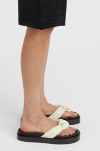 Tina Sandal