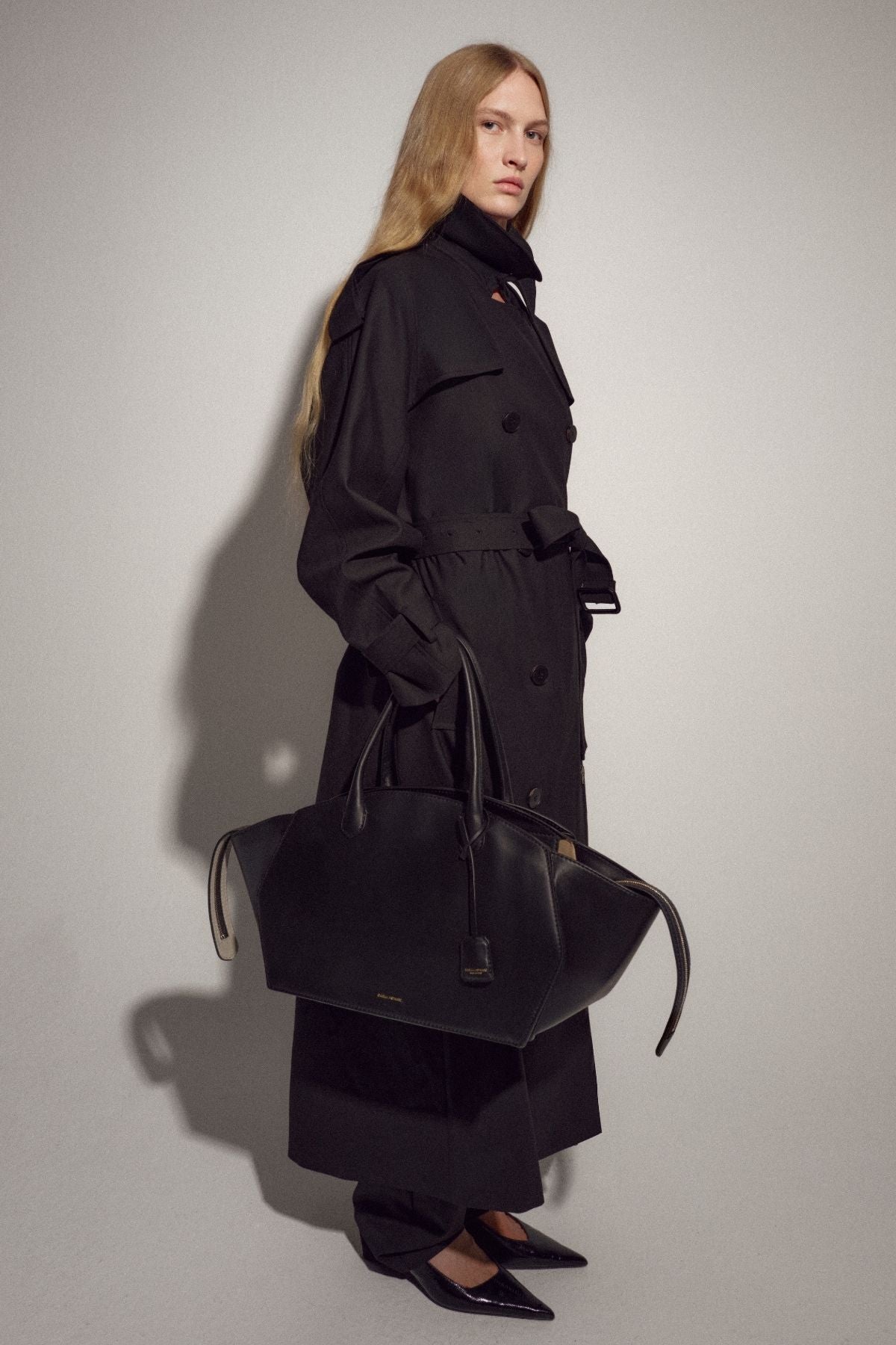 LUNIRA-TRENCHCAMPAIGN-IMAGE