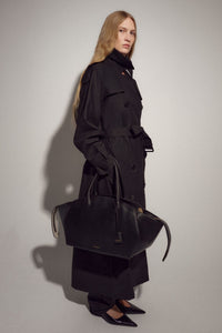 LUNIRA-TRENCHCAMPAIGN-IMAGE